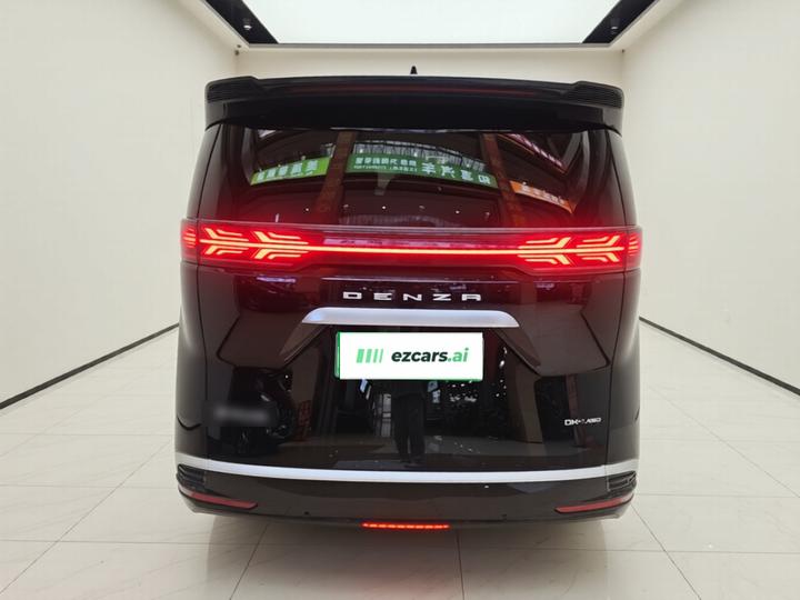 D9 2022 DM-i 970 AWD Noble photo 3