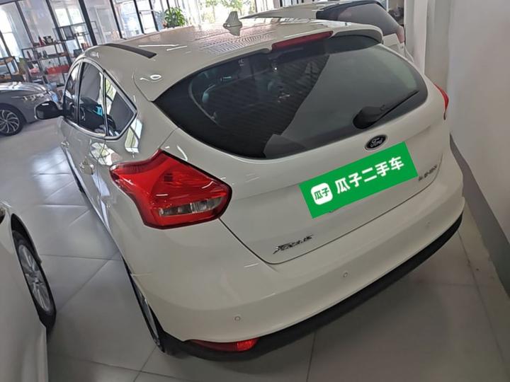 Focus 2017 Hatchback 1.6L AT Fashion photo 4