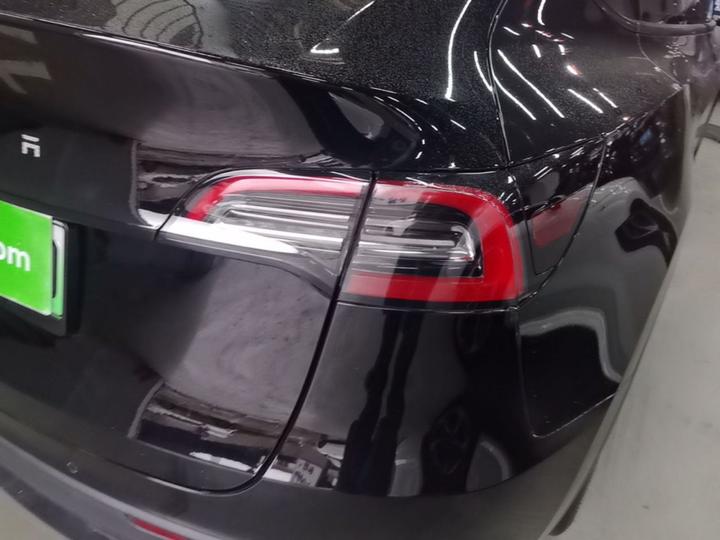 Model Y 2022 Long Range AWD photo 7