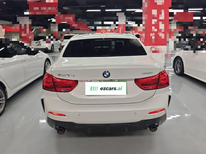 1 Series 2021 120i M Sport photo 3