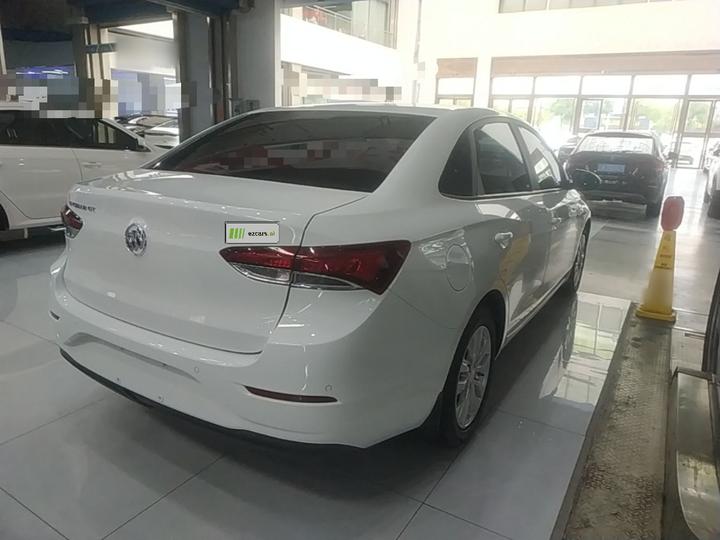 Excelle 2021 Facelift Classic 1.5L AT Elite photo 4