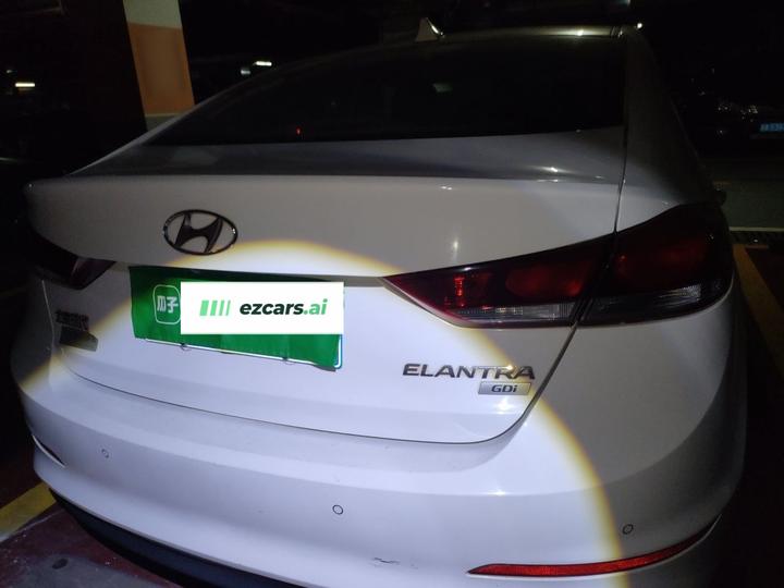 Elantra 2016 1.6L AT Smart Elite photo 3
