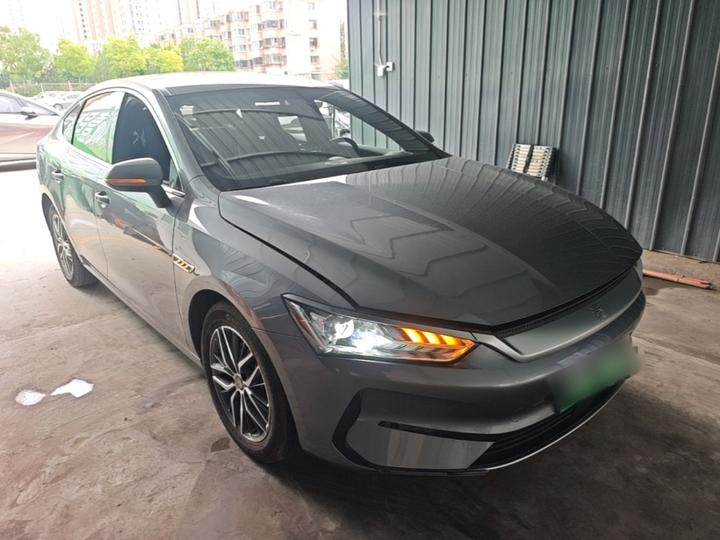 Qin PLUS 2021 EV 500KM Luxury photo 3