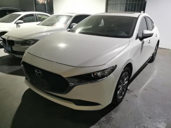 3 Axela 2020 1.5L AT