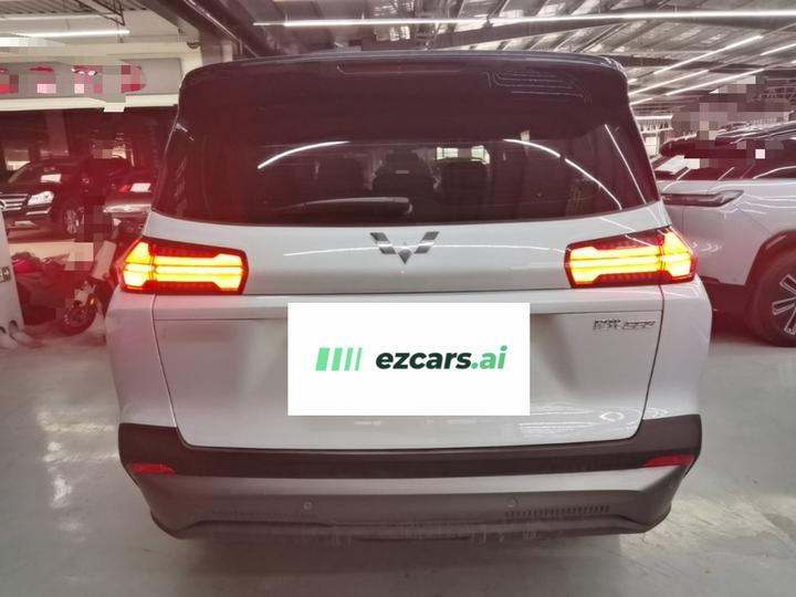 560 EV 2026 125km Luxury photo 5