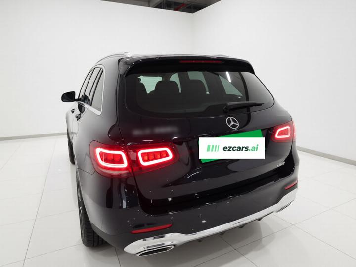 GLC 2020 GLC 260 L 4MATIC Luxury photo 4