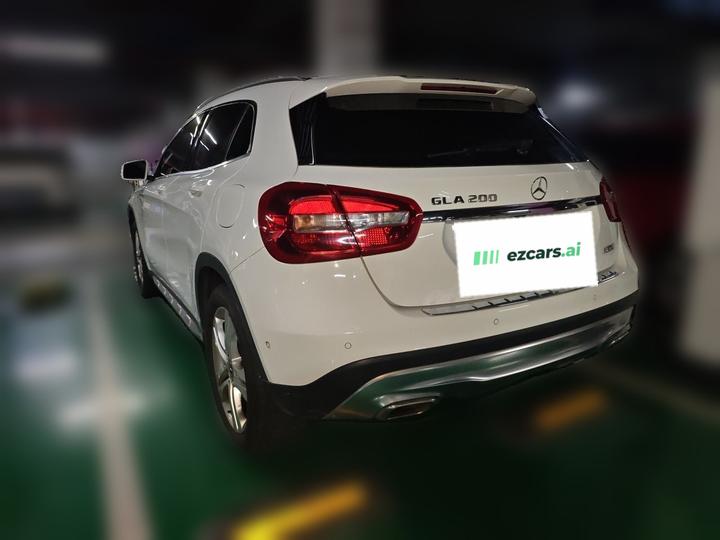 GLA 2016 GLA 200 Dynamic photo 4