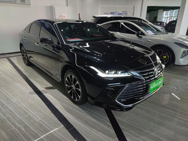 Avalon 2023 2.0L Luxury photo 3