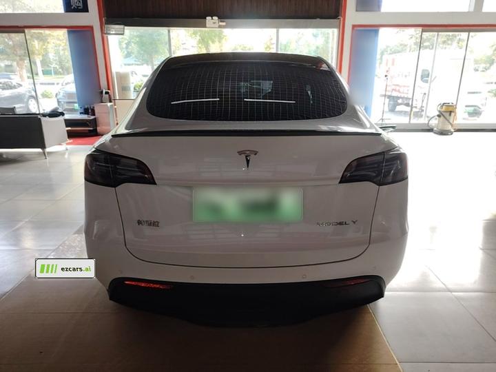 Model Y 2022 Facelift RWD photo 3