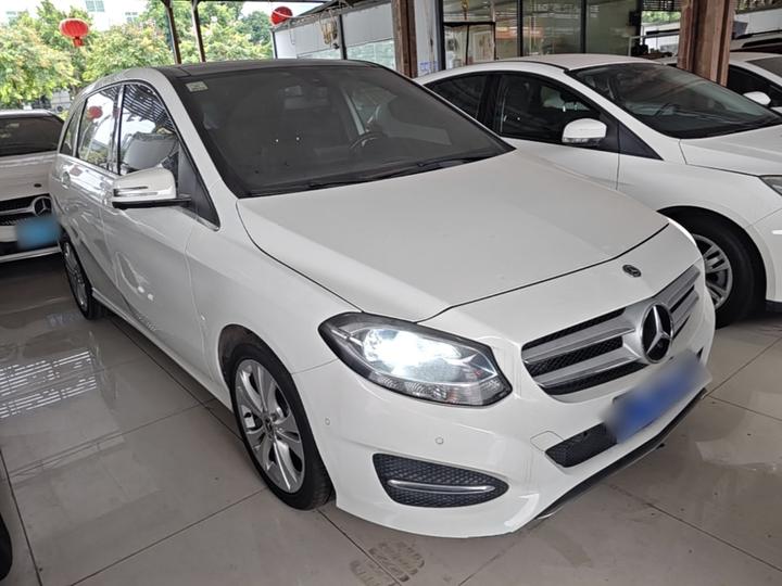 B-Class 2018 B 200 Dynamic photo 3
