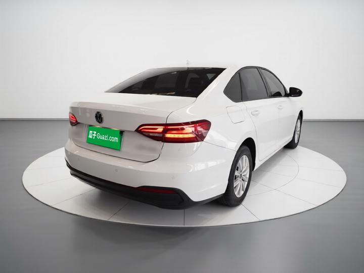 Lavida 2024 1.5L AT photo 4