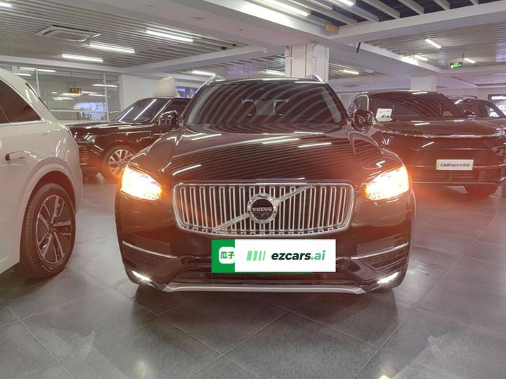 XC90 2018 T6 7-Seater photo 2