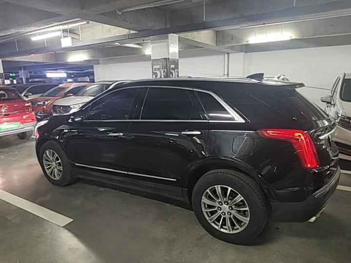XT5 2016 28T AWD Luxury photo 4