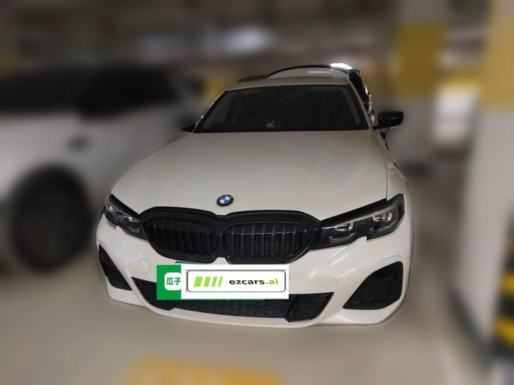 3 Series 2022 325i M M Sport Night Package photo 2