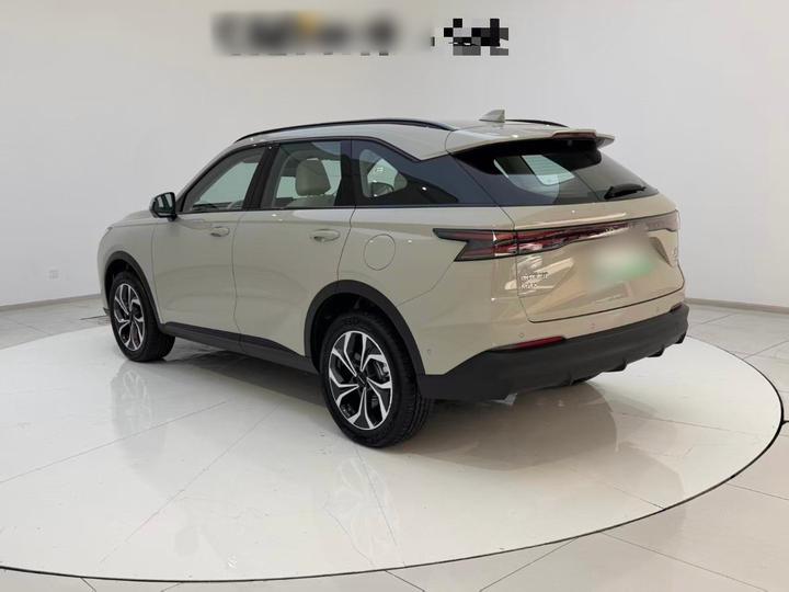 MAX 2025 Hi4 165 Ultra ADAS photo 4