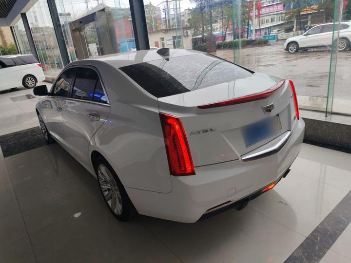 ATS-L 2017 28T Tech photo 4