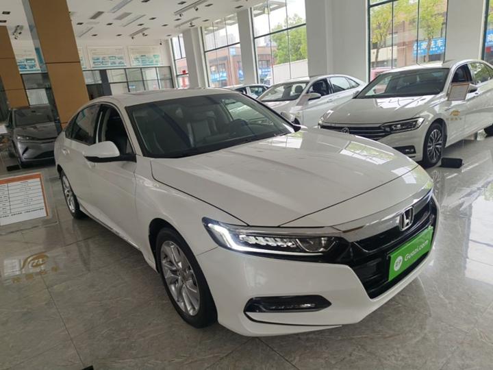Accord 2018 260TURBO Elite China VI photo 3