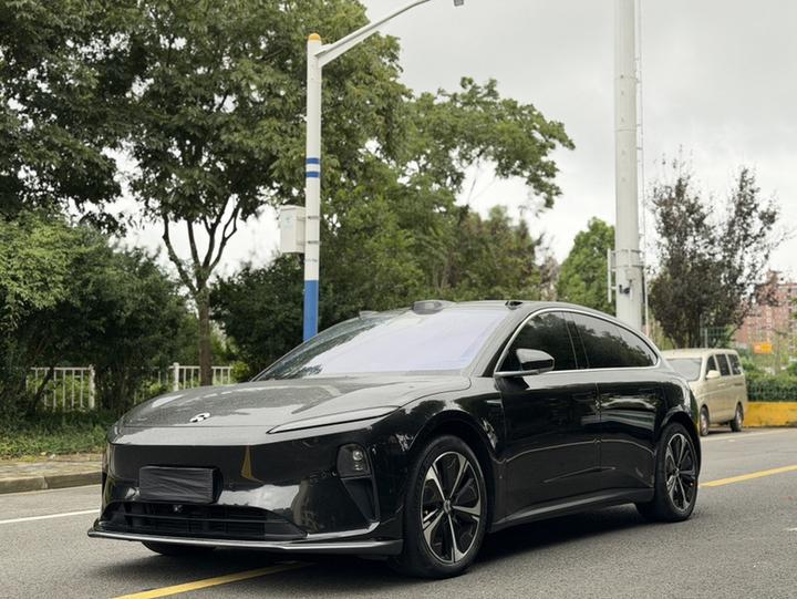ET5T 2024 75kWh Touring