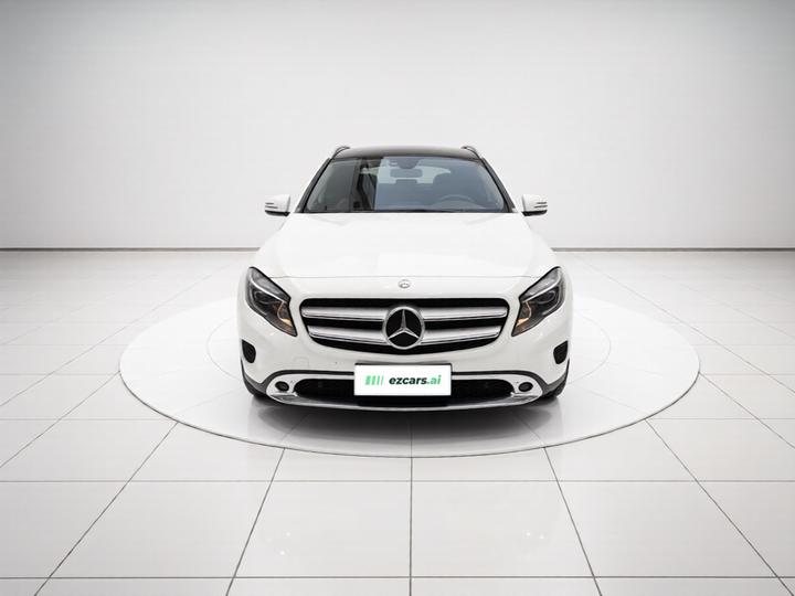 GLA 2015 GLA 200 Dynamic photo 2