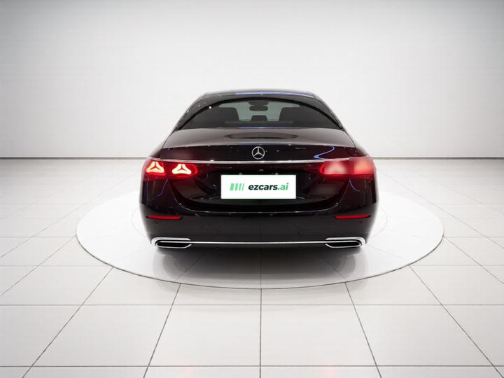 E-Class 2025 E 300 L Fashion photo 5