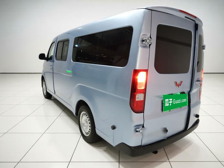 Wuling 2025 400km Bus Comfort photo 4