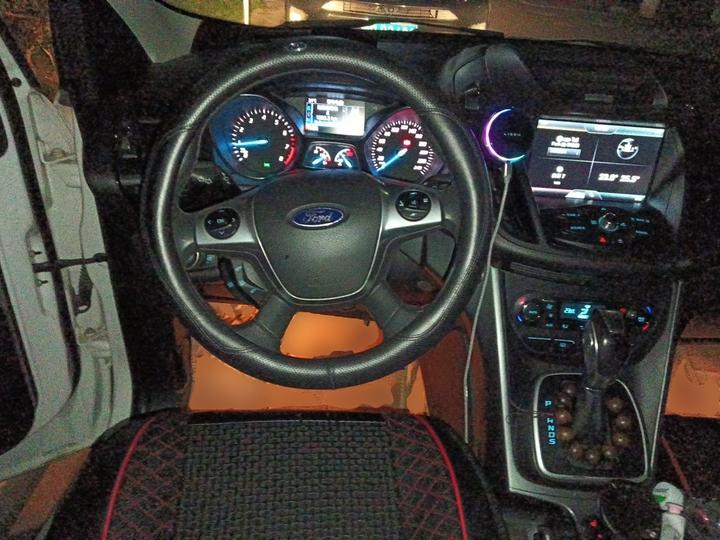 Kuga 2015 1.5L GTDi AWD Elite photo 7