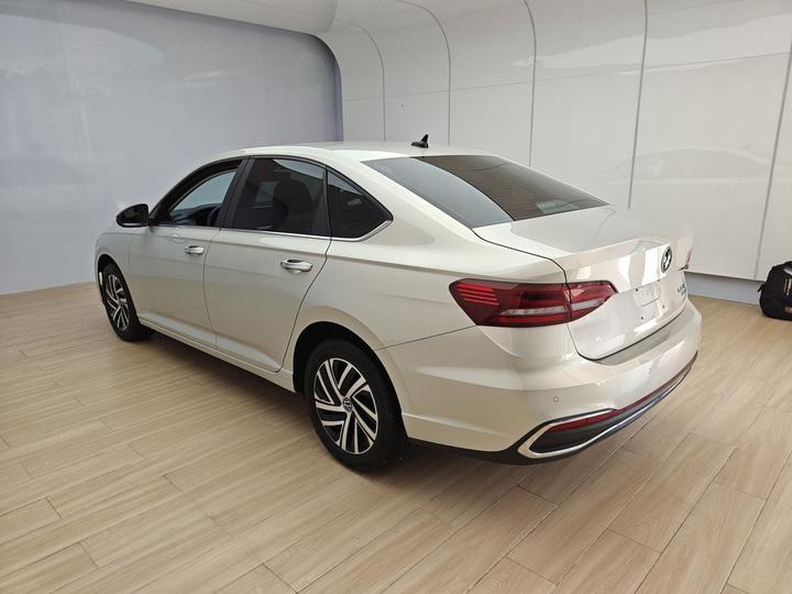 Lavida 2023 280TSI DSG photo 4