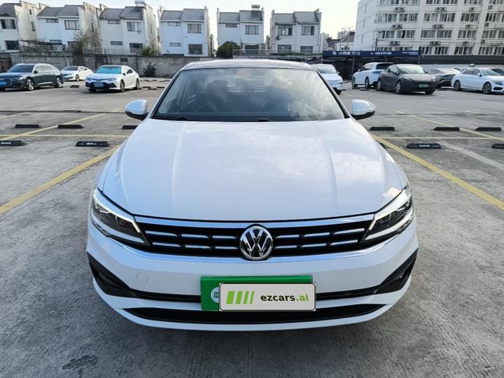 Lamando 2021 Facelift 280TSI DSG Comfort photo 2
