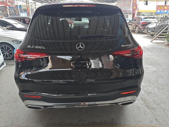 GLC 2023 Facelift GLC 260 L 4MATIC Dynamic 7-Seater photo 5