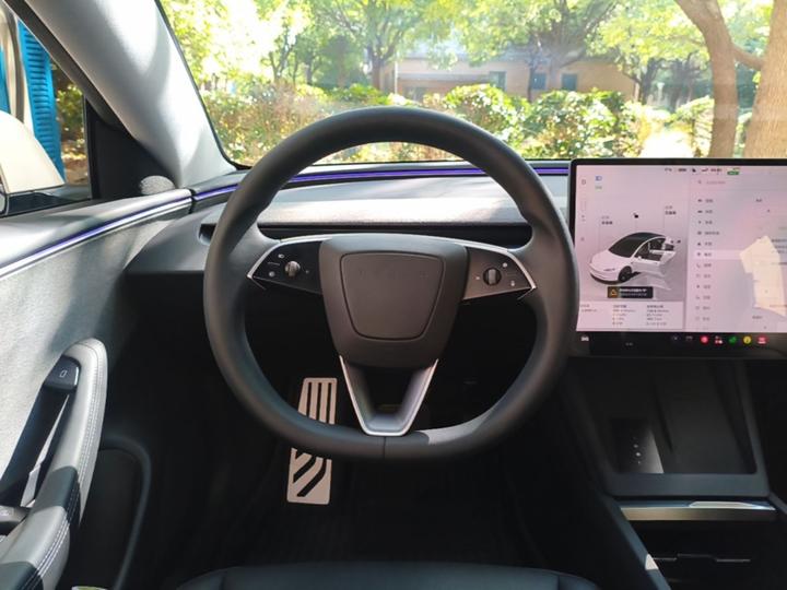 Model 3 2026 Long Range RWD photo 6