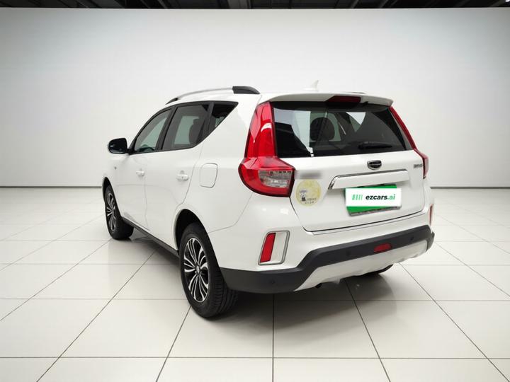 Vision X6 2016 1.3T CVT Luxury photo 3