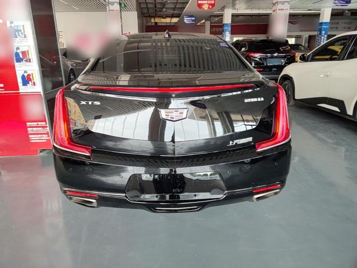 XTS 2018 28T Elite photo 3