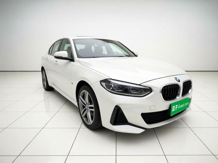 1 Series 2020 120i M Sport Package photo 3