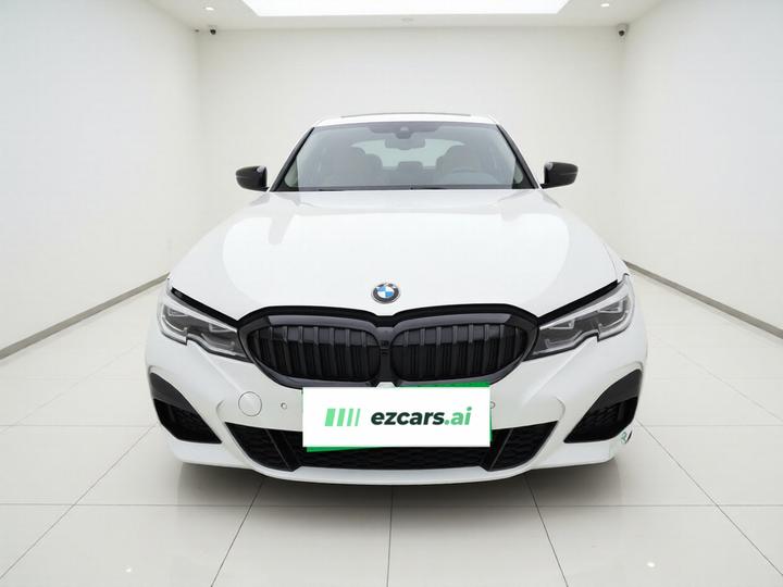 3 Series 2022 325Li M M Sport Night Package photo 2