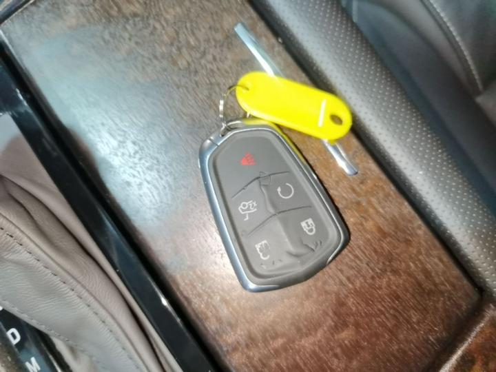 XTS 2018 28T Elite photo 8