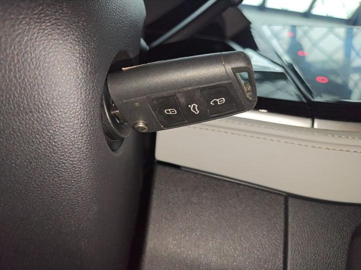 VS7 2023 280TSI AT Progressive photo 8