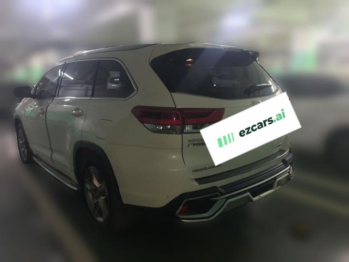 Highlander 2018 2.0T AWD Premium 7-Seater China VI photo 4