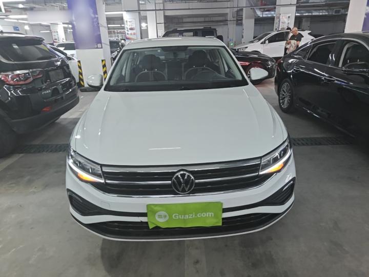 Bora 2024 200TSI DSG Cruise photo 2