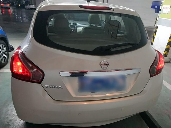 Tiida 2014 1.6L CVT Smart photo 3