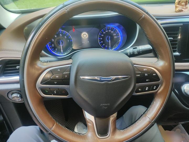 Chrysler Imported 2017 3.6L Exclusive photo 7