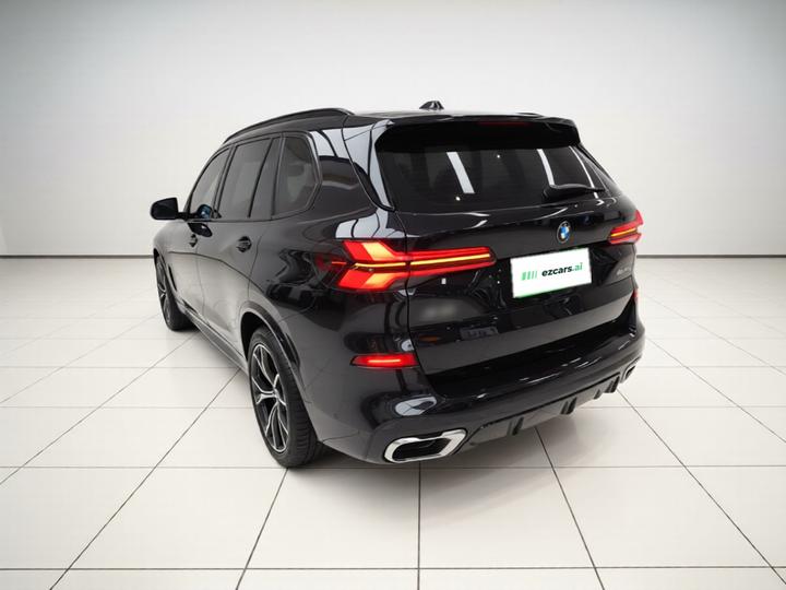 X5 2023 xDrive 30Li Exclusive M M Sport Night Package photo 4