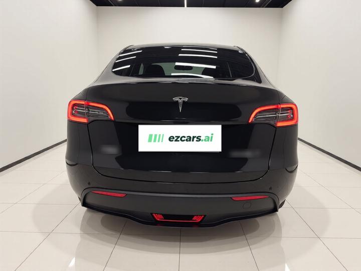 Model Y 2022 Facelift RWD photo 5