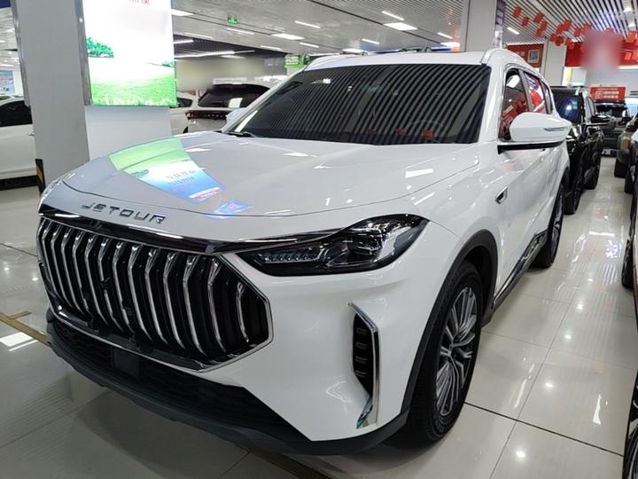 X70 PLUS 2024 Champion 1.5T DCTPRO 7-Seater