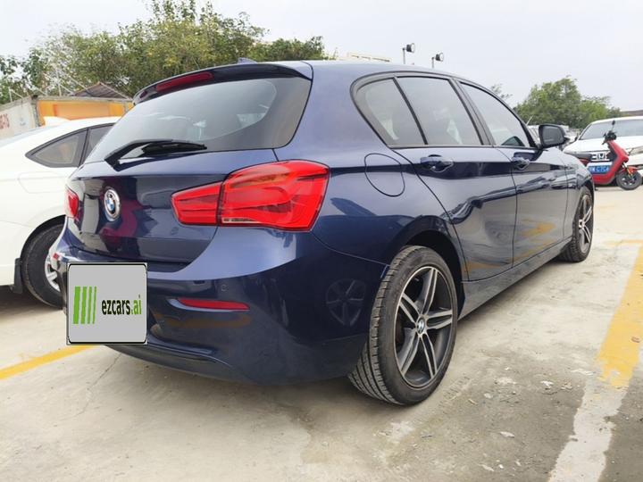 1 Series Imported 2018 118i Sport Design Package photo 4