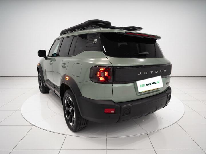 2025 2.0TD XWD photo 4