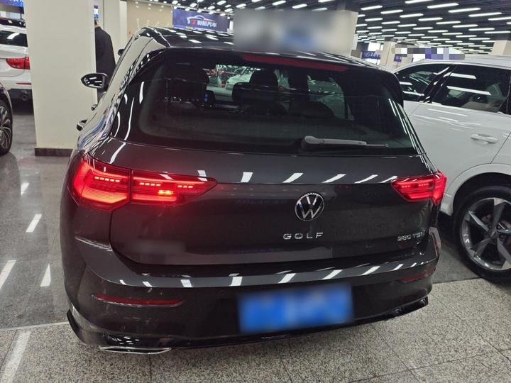 Golf 2023 Facelift 280TSI DSG R-Line Lite photo 3