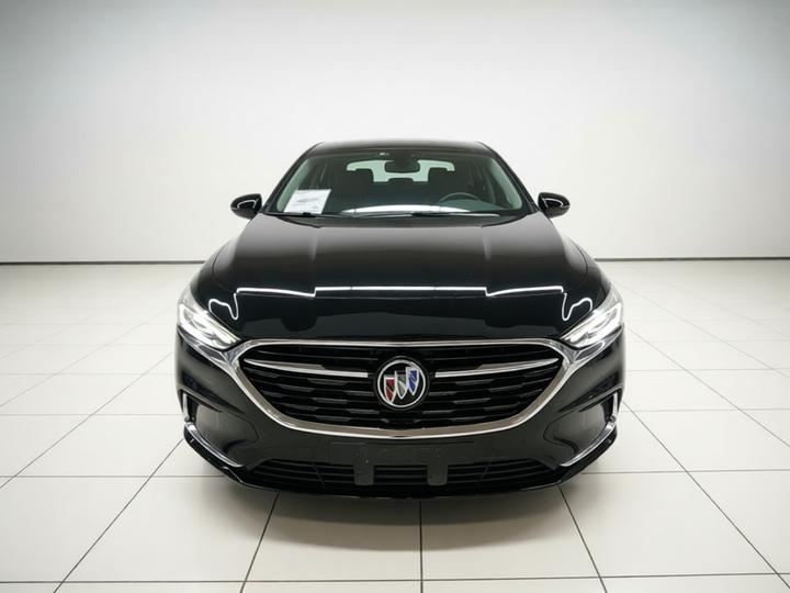 LaCrosse 2022 552T Luxury photo 2