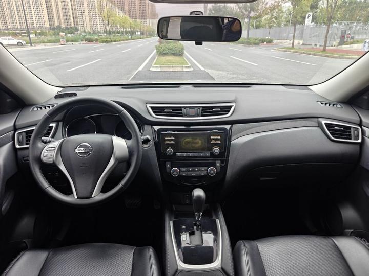 X-Trail 2014 2.5L CVT Luxury 4WD photo 5