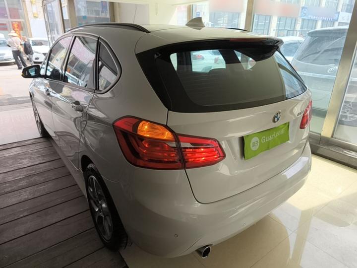 2 Series Wagon Imported 2015 218i Leading photo 4