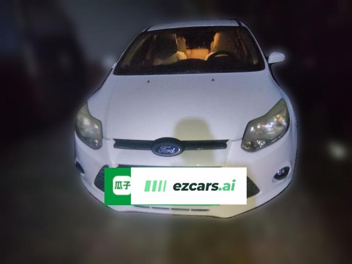 Focus 2012 Hatchback 1.6L AT Comfort photo 2